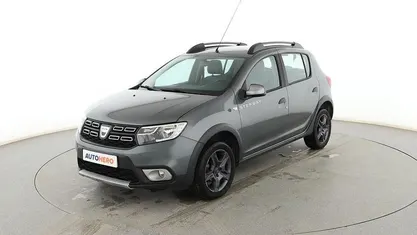 Usado Dacia Sandero 90 CV (66 kW) 2017 Berlina