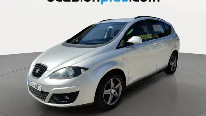 Usado Seat Altea XL Ecomotive 105 CV (77 kW) 2014 Gris Monovolumen