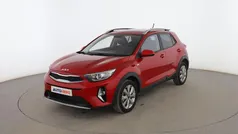 Rojo Usado 2022 Kia Stonic SUV | 16.199 € (Precio justo)