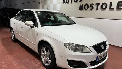 Usado Seat Exeo Reference 120 CV (88 kW) 2012 Blanco Berlina
