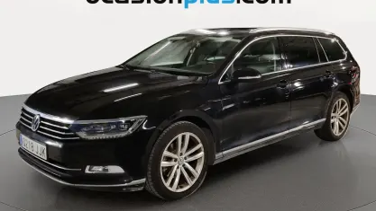 Usado VW Passat Sportline 150 CV (110 kW) 2015 Negro Familiar