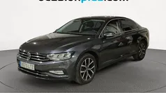 Gris Usado 2021 VW Passat Executive Berlina | 17.719 € (Super precio)