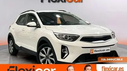 Usado Kia Stonic 84 CV (61 kW) 2023 SUV