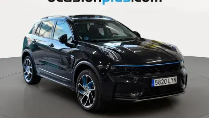 Usado Lynk & Co 01 261 CV (191 kW) 2022 Negro SUV