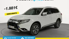 Blanco Usado 2019 Mitsubishi Outlander Motion SUV | 20.699 € (Precio justo)