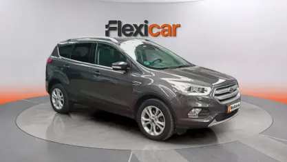Usado Ford Kuga Titanium 150 CV (110 kW) 2018 Gris SUV