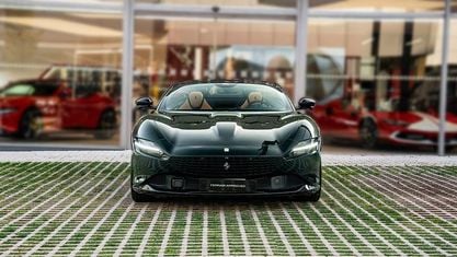Uusi Ferrari Roma 620 HP (456 kW) 2025 Vihreä Avoauto