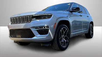 Usado 2025 Jeep Grand Cherokee Summit SUV | 77.699 € (Super precio)