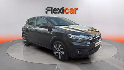 Usado Dacia Sandero Essentiel 101 CV (74 kW) 2025 Negro Berlina