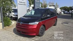 Rojo Nuevo 2025 VW Multivan Life Berlina | 56.990 € (Precio justo)