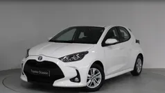 Blanco Usado 2022 Toyota Yaris Hybrid Business Edition Berlina | 18.690 € (Precio justo)