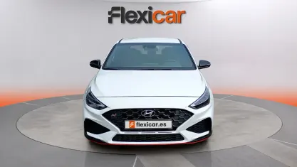 Usado Hyundai i30 250 HP (183 kW) 2024 Branco Citadino