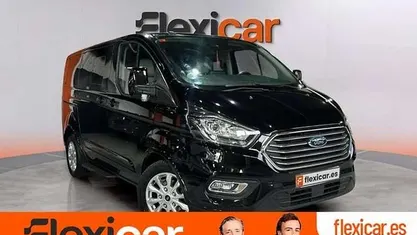 Usado Ford Tourneo Titanium 170 CV (125 kW) 2018 Monovolumen