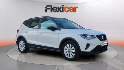 Usado Seat Arona Style 116 CV (85 kW) 2023 SUV