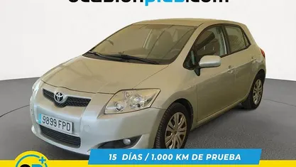 Gris plata Usado 2007 Toyota Auris Utilitario | 5700 € (Precio justo)