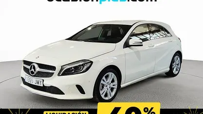 Blanco Usado 2016 Mercedes A200 Urban Utilitario | 18.704 € (Precio justo)