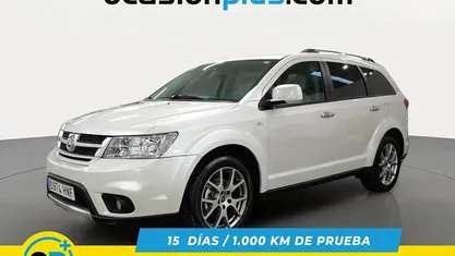 Blanco Usado 2012 Fiat Freemont Lounge SUV | 9590 € (Precio justo)