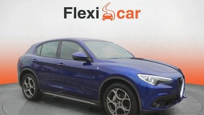 Usado Alfa Romeo Stelvio Ti 210 CV (154 kW) 2022 Azul SUV