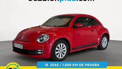 Usado VW Beetle 105 CV (77 kW) 2015 Rojo Utilitario