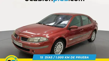 Usado Renault Laguna II Expression 115 CV (84 kW) 2006 Rojo Berlina