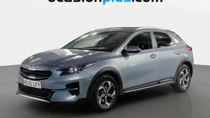 Usado Kia XCeed 120 CV (88 kW) 2020 Gris plata SUV