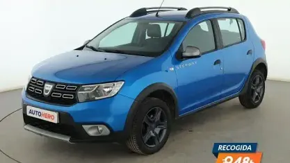 Usado Dacia Sandero 90 HP (66 kW) 2017 Azul Sedan