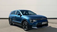 Azul Usado 2024 Kia e-Niro 2 SUV | 33.600 € (Precio justo)