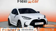 Usado 2021 Toyota Yaris Hybrid Style Berlina | 16.990 € (Precio justo)
