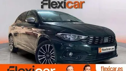 Usado Fiat Tipo Cross 131 CV (96 kW) 2023 Verde Berlina