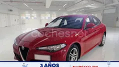 Rojo Usado 2018 Alfa Romeo Giulia Business Berlina | 18.650 € (Buen precio)