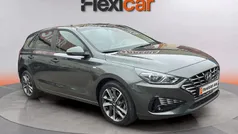 Blanco Usado 2022 Hyundai i30 Berlina | 17.290 € (Precio justo)