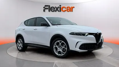 Usado Alfa Romeo Tonale Sprint 131 CV (96 kW) 2023 Blanco SUV