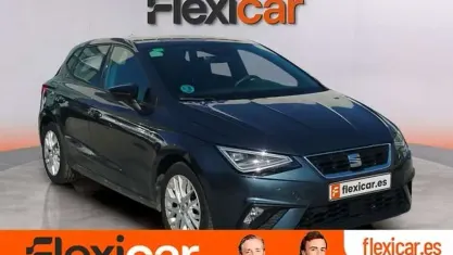 Usado Seat Ibiza Style 116 CV (85 kW) 2022 Gris Utilitario