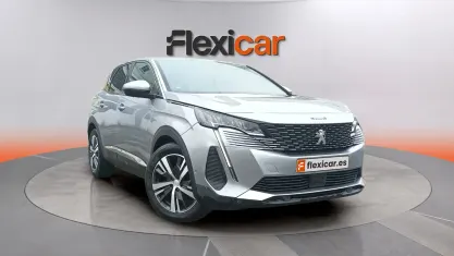 Usado Peugeot 3008 Allure 131 CV (96 kW) 2021 Gris SUV