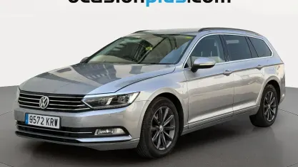 Usado VW Passat Advance 120 CV (88 kW) 2018 Gris Familiar