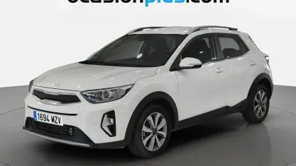 Usado Kia Stonic 101 CV (74 kW) 2025 Blanco SUV