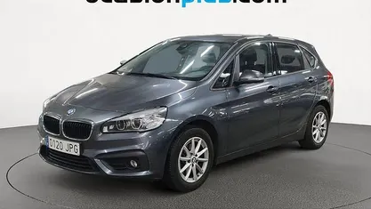 Usado BMW 218 Active Tourer 150 CV (110 kW) 2016 Gris Monovolumen