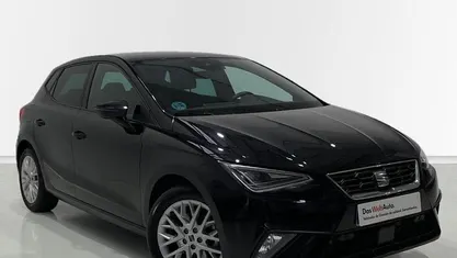 Negro Usado 2024 Seat Ibiza FR | 17.517 € (Precio justo)