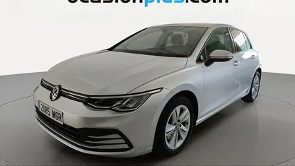 Usado VW Golf VIII Life 110 CV (80 kW) 2023 Gris plata Utilitario