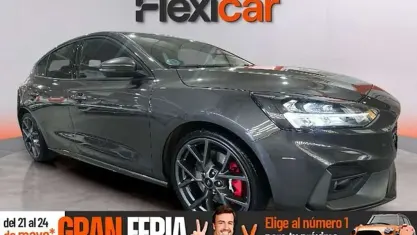 Usado Ford Focus ST 280 CV (205 kW) 2021 Gris Utilitario