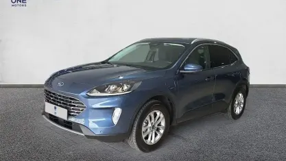 Usado Ford Kuga Titanium 225 CV (165 kW) 2023 Azul SUV