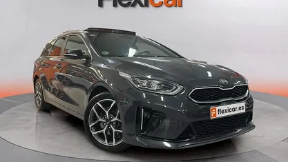 Usado Kia Ceed GT GT-Line 140 CV (102 kW) 2019 Gris Familiar