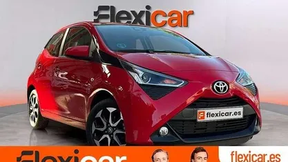 Usado Toyota Aygo X-cite 72 CV (52 kW) 2020 Utilitario