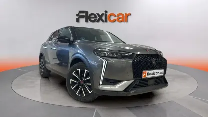 Usado DS Automobiles DS3 Crossback Performance 131 CV (96 kW) 2023 Gris SUV