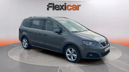 Usado Seat Alhambra XCELLENCE 150 CV (110 kW) 2022 Gris Monovolumen