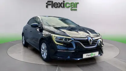 Usado Renault Mégane LIMITED 140 CV (102 kW) 2020 Negro Berlina