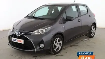 Usado Toyota Yaris Active 101 CV (74 kW) 2017 Gris Utilitario