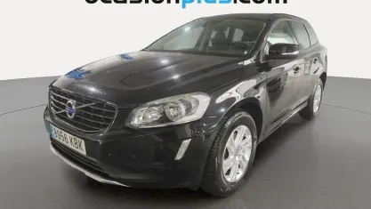 Käytetty Volvo XC60 Kinetic 150 HP (110 kW) 2017 Musta Katumaasturi