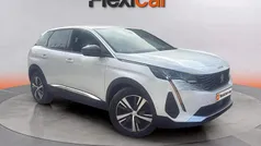 Usado 2023 Peugeot 3008 Allure SUV | 21.590 € (Buen precio)