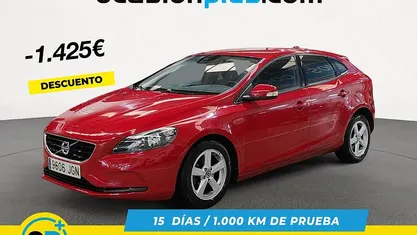 Rojo Usado 2015 Volvo V40 Kinetic Familiar | 9065 € (Buen precio)